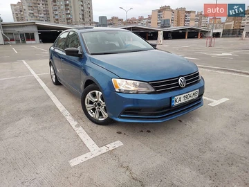 Авто Volkswagen Jetta 2015 № 8266909