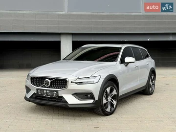 Авто Volvo V60 Cross Country 2024 № 8267100