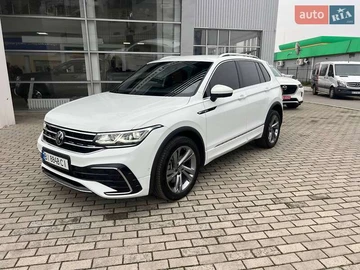 Авто Volkswagen Tiguan 2022 № 8267204
