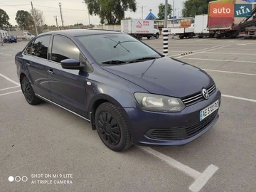 Авто Volkswagen Polo 2012 № 8267213