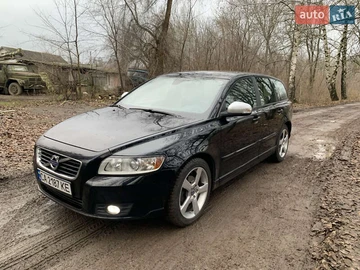 Авто Volvo V50 2011 № 8267443
