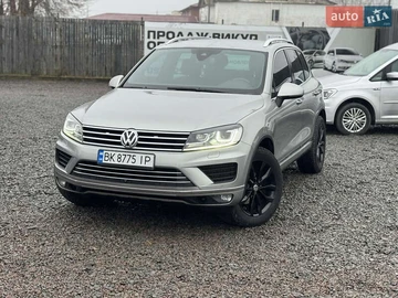 Авто Volkswagen Touareg 2014 № 8267537