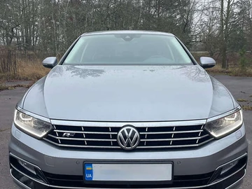 Авто Volkswagen Passat 2018 № 8268035