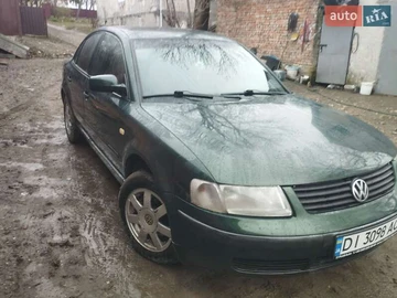 Авто Volkswagen Passat 1999 № 8268065