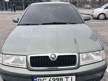 Авто Skoda Octavia 2002 № 8268103