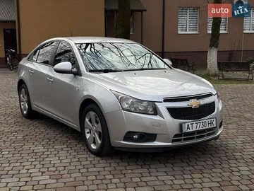 Авто Chevrolet Cruze 2010 № 8268201