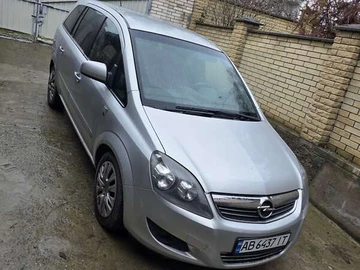 Авто Opel Zafira 2010 № 8268214