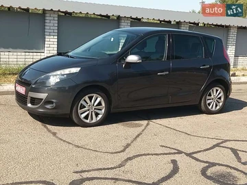 Авто Renault Scenic 2011 № 8268235