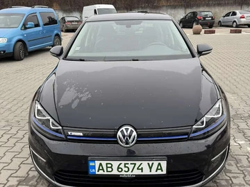 Авто Volkswagen E-Golf 2015 № 8268333