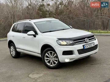 Авто Volkswagen Touareg 2014 № 8268416