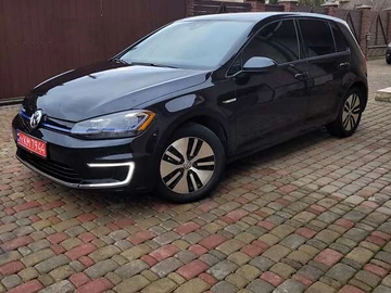 Авто Volkswagen E-Golf 2018 № 8268419