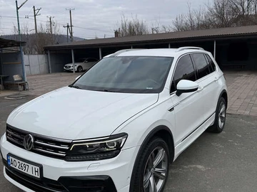 Авто Volkswagen Tiguan 2017 № 8268548