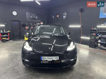 Авто Tesla Model Y 2024 № 8268624