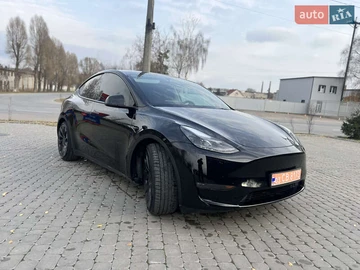 Авто Tesla Model Y 2023 № 8268635