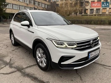 Авто Volkswagen Tiguan 2021 № 8268642