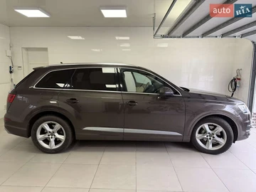 Авто Audi Q7 2015 № 8268647