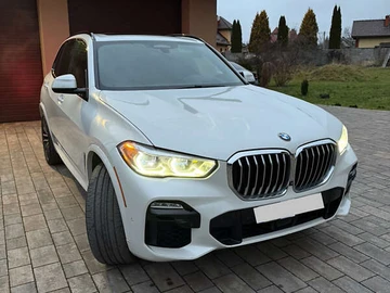 Авто BMW X5 2018 № 8268653