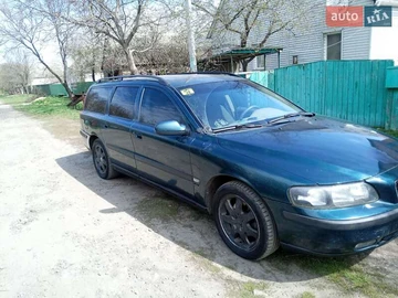 Авто Volvo V70 2002 № 8268669