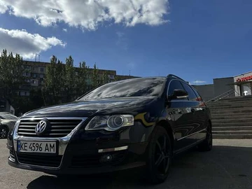 Авто Volkswagen Passat 2010 № 8268935