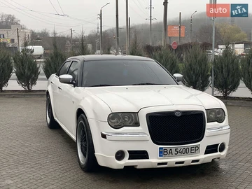 Авто Chrysler 300C 2004 № 8269674