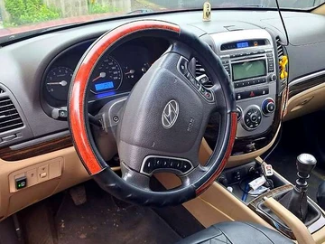 Авто Hyundai Santa Fe 2012 № 8269928
