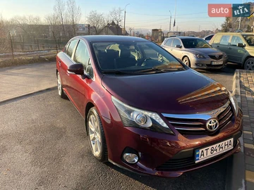 Авто Toyota Avensis 2013 № 8269941