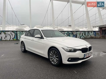 Авто BMW 3 Series 2015 № 8270011