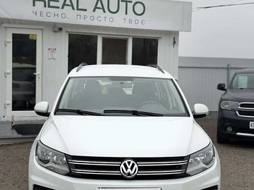 Авто Volkswagen Tiguan 2018 № 8270080