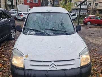 Авто Citroen Berlingo 2010 № 8270393