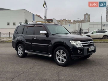 Авто Mitsubishi Pajero Wagon 2008 № 8270400