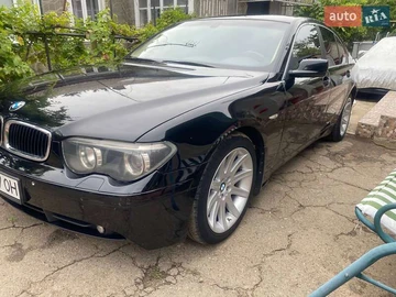 Авто BMW 7 Series 2002 № 8270413