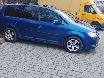 Авто Volkswagen Touran 2008 № 8270555