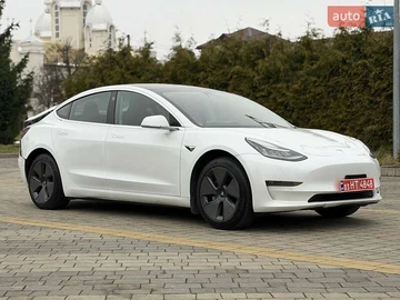 Авто Tesla Model 3 2020 № 8270763