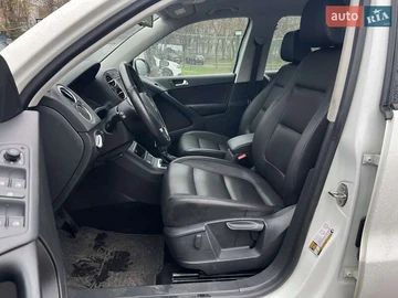 Авто Volkswagen Tiguan 2016 № 8270819