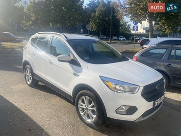 Авто Ford Escape 2018 № 8270824