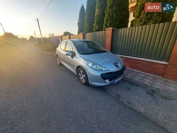 Авто Peugeot 207 2009 № 8270932