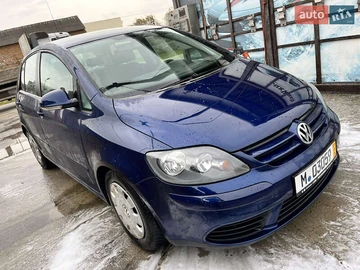 Авто Volkswagen Golf Plus 2005 № 8270953