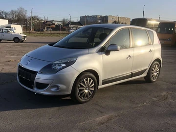 Авто Renault Scenic 2010 № 8271029