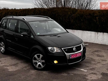 Авто Volkswagen Touran 2009 № 8271062