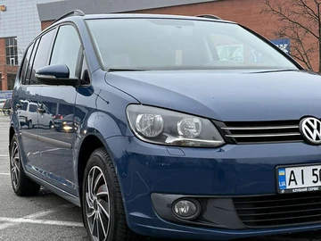Авто Volkswagen Touran 2012 № 8271867