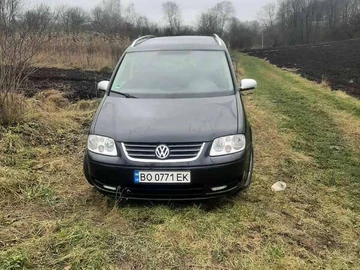 Авто Volkswagen Touran 2006 № 8272078