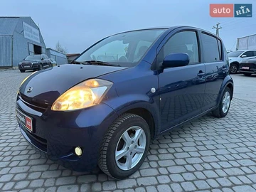 Авто Daihatsu Sirion 2005 № 8272401