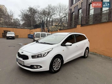 Авто KIA Ceed 2013 № 8272930