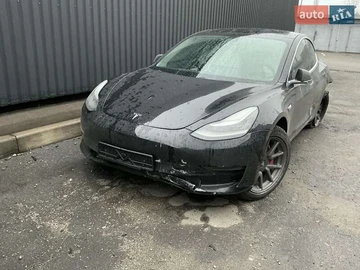 Авто Tesla Model 3 2019 № 8272960