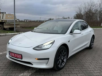 Авто Tesla Model 3 2020 № 8273134
