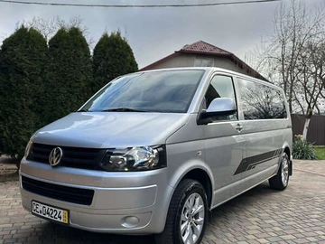 Авто Volkswagen Multivan 2010 № 8273162