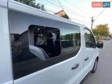 Авто Renault Trafic 2018 № 8273258