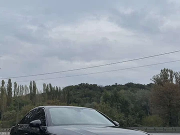 Авто Audi A4 2018 № 8273383