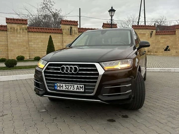 Авто Audi Q7 2017 № 8273456