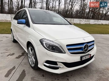 Авто Mercedes B-Class 2015 № 8273501
